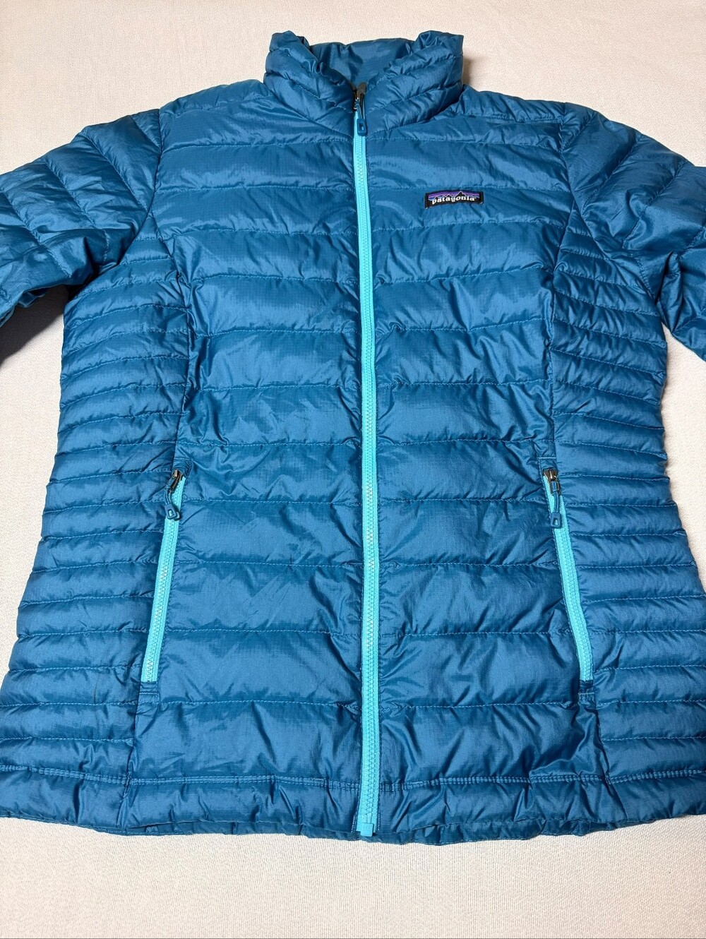 Patagonia Down Sweater Jacket - Size Medium